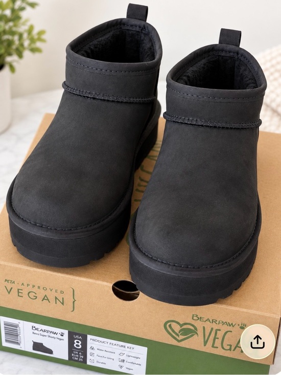 Shoes - BEARPAW Retro Super Shorty Black Platform Boots Size 8 Vegan